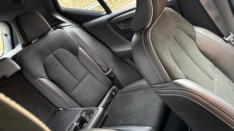 Volvo Xc40 2.0 T5 R DESIGN 5dr AWD Geartronic Petrol Estate